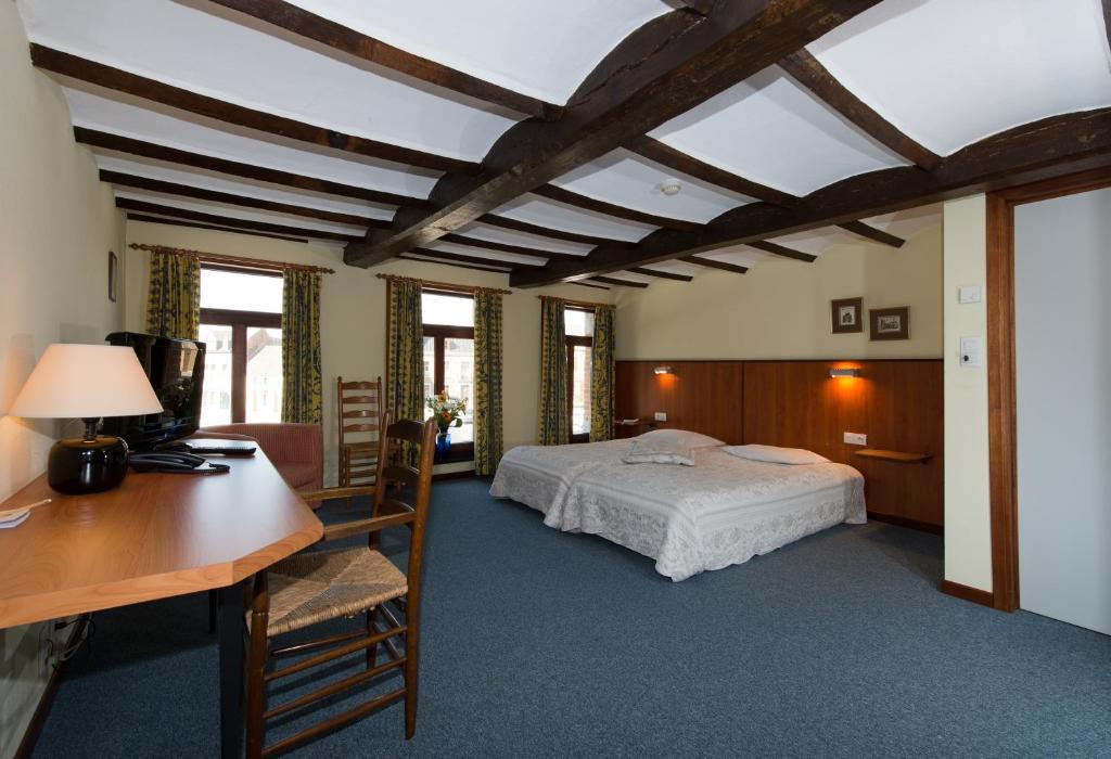 Auberge Le XIX Eme Thulin 객실 사진
