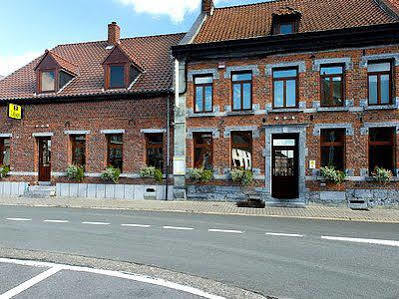 Auberge Le XIX Eme Thulin 외부 사진